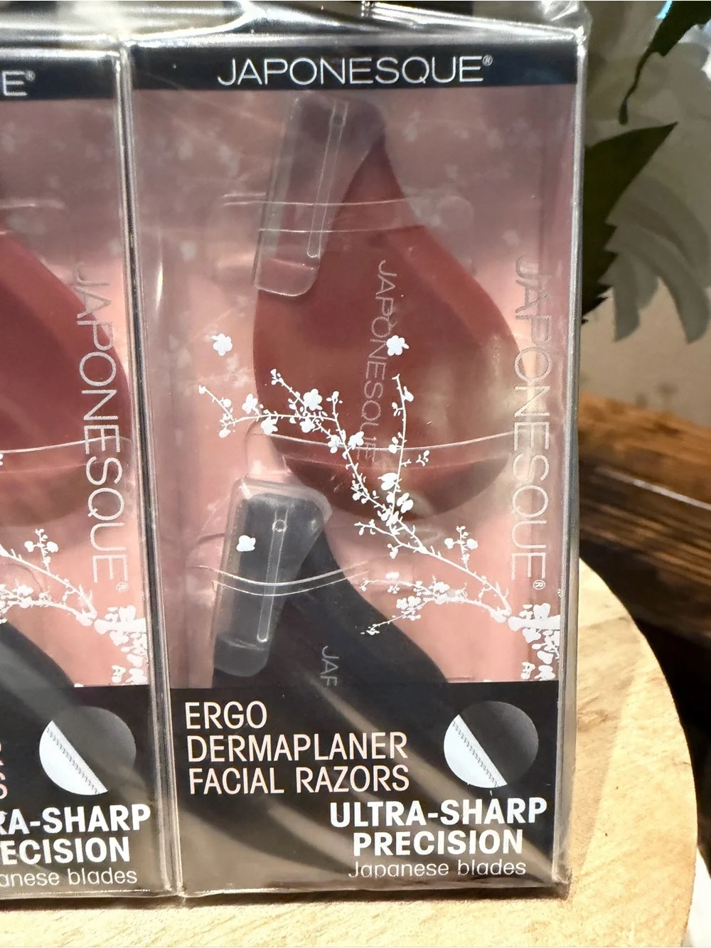 Japonesque Ergo ‌Dermaplaner‌ ‌facial razors 2 packs of 2 sealed in box